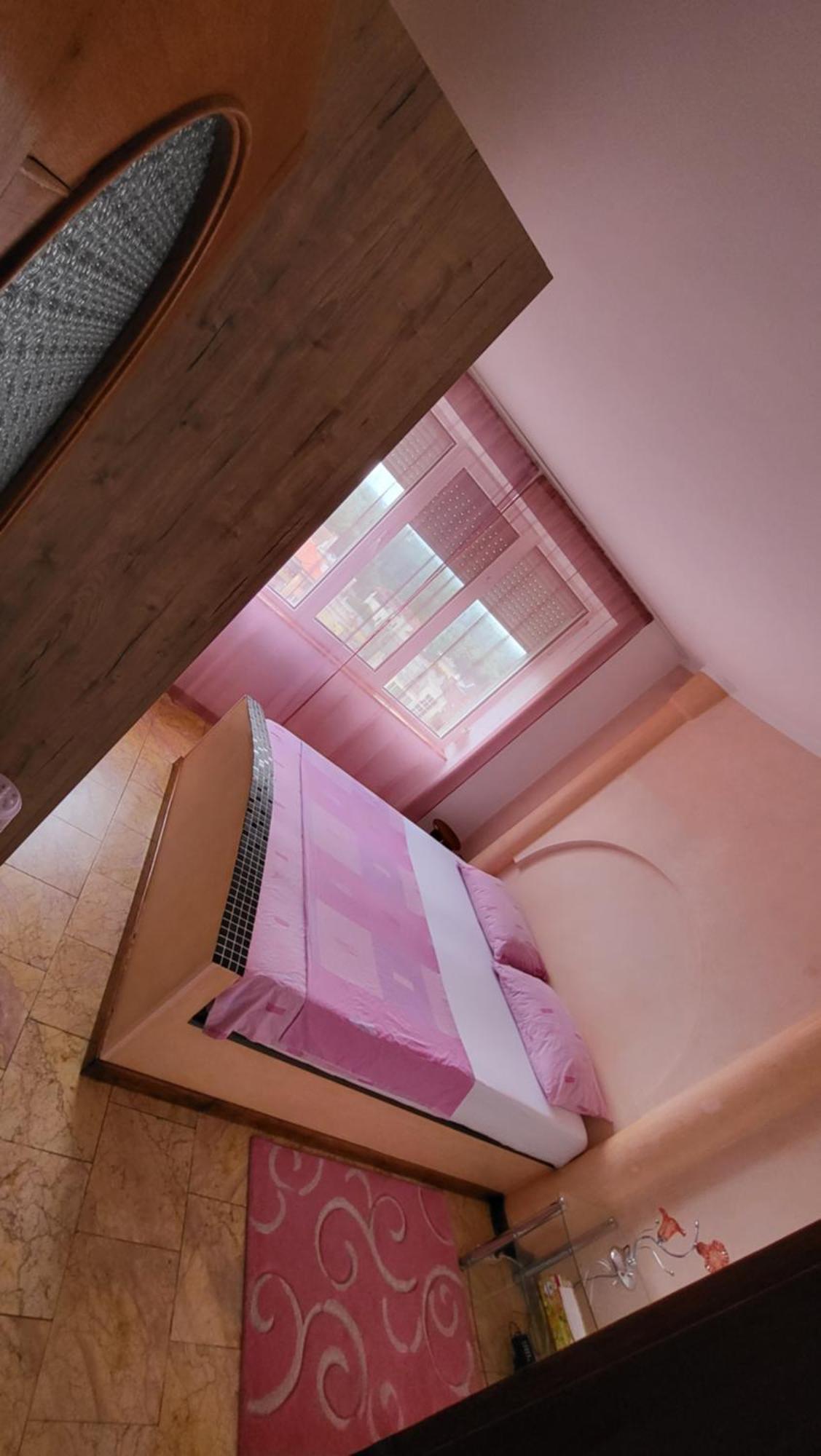 Apartament Cu 2 Dormitoare ,Ultracentral Arad Exterior photo
